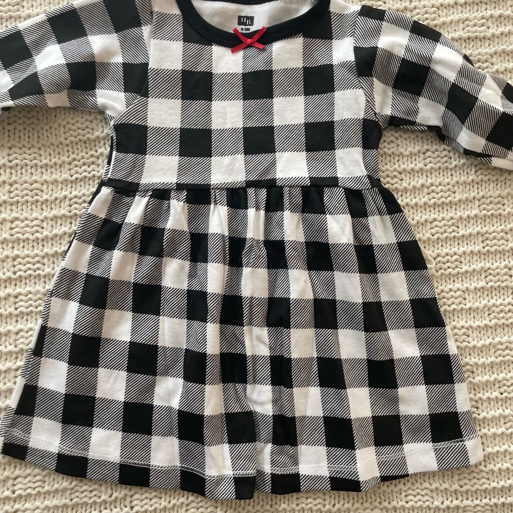 NWT, Three Dress Bundle, 0-3m - Picture 3 of 7